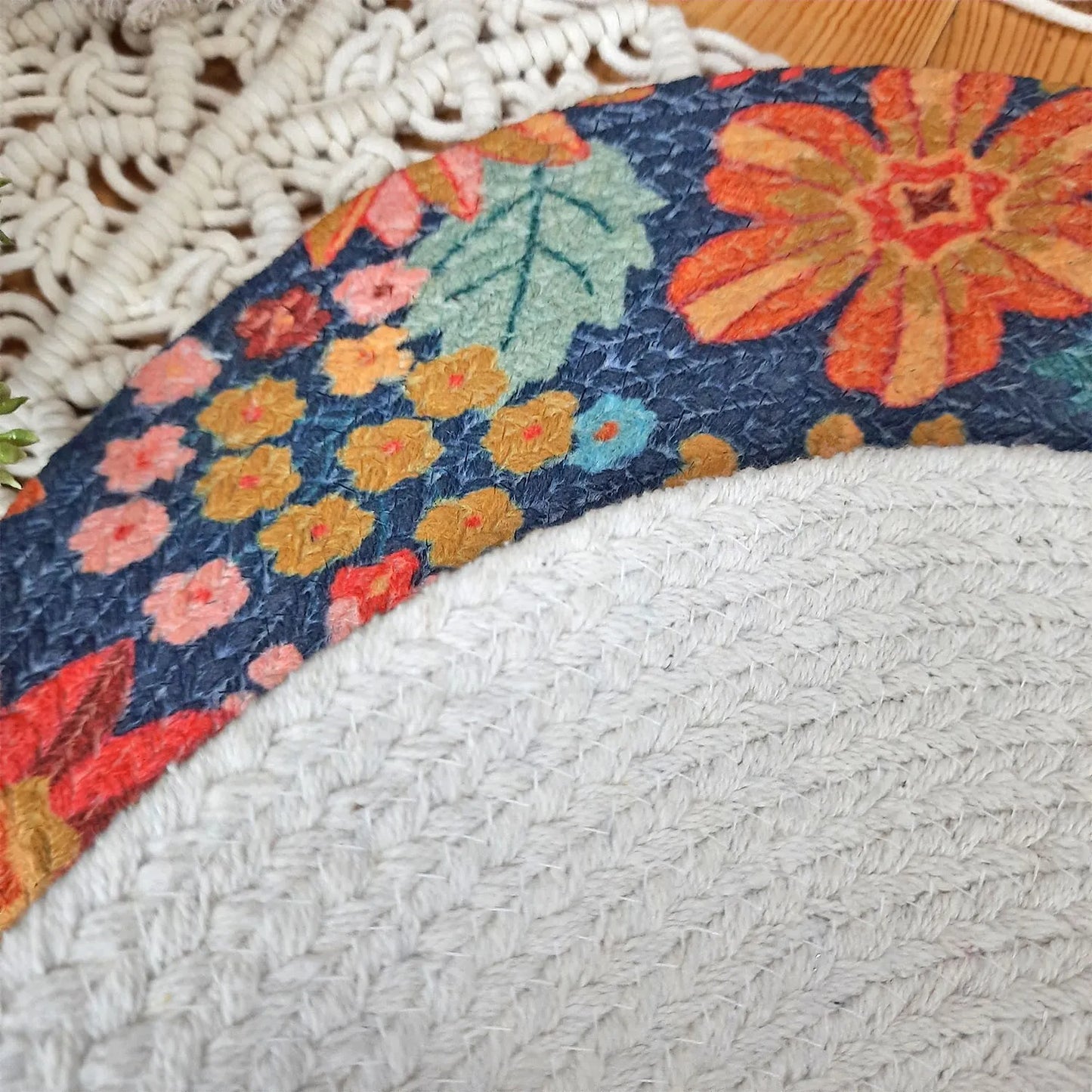 All Natural Round Cotton Braided Placemats – Wild Flowers