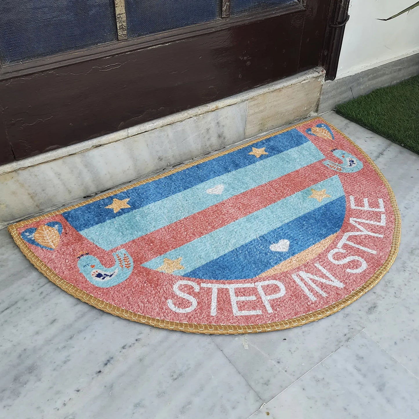 Avioni Home Floor Mat “Step in Style” Modern Design – Anti Slip, Durable & Washable | Outdoor & Indoor