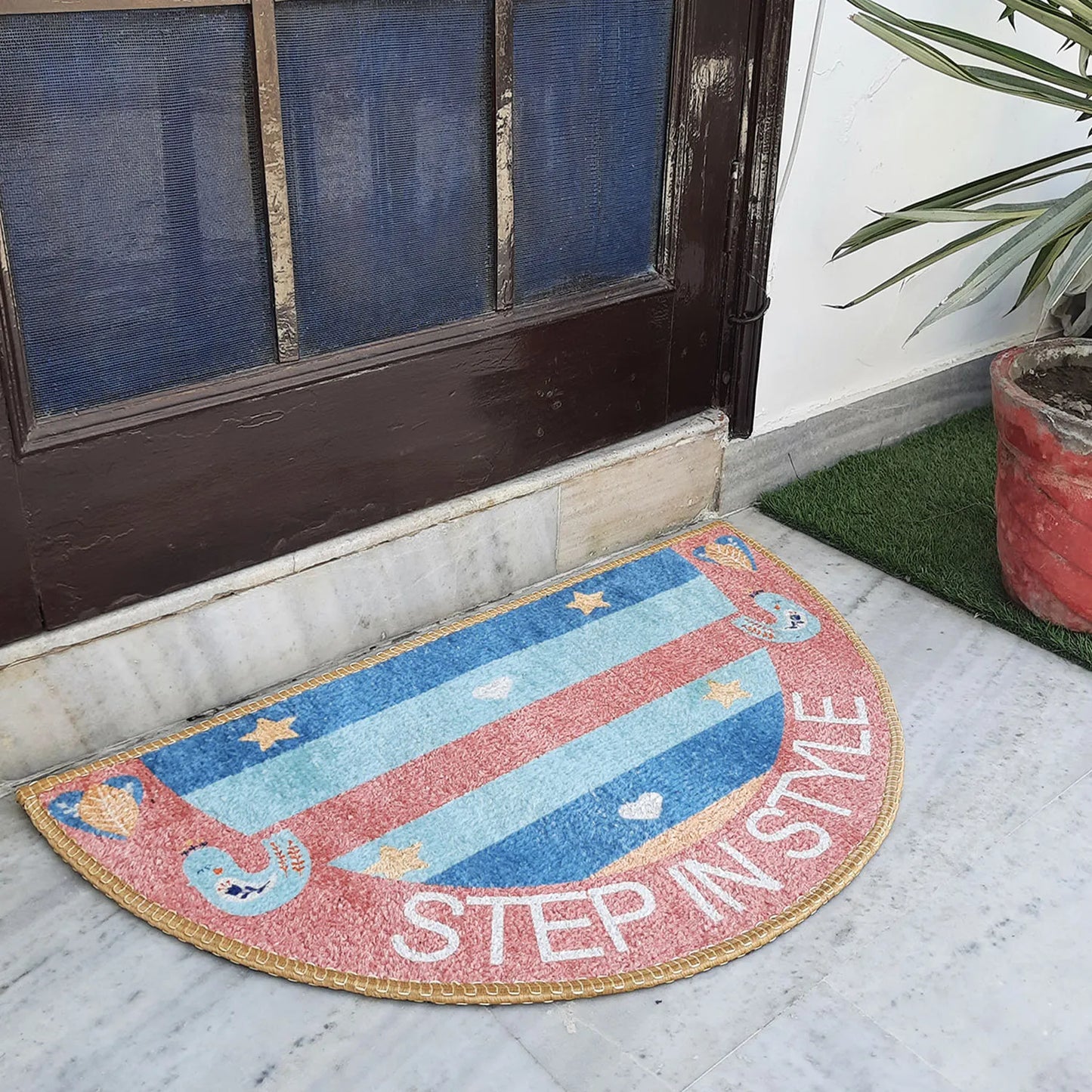 Avioni Home Floor Mat “Step in Style” Modern Design – Anti Slip, Durable & Washable | Outdoor & Indoor