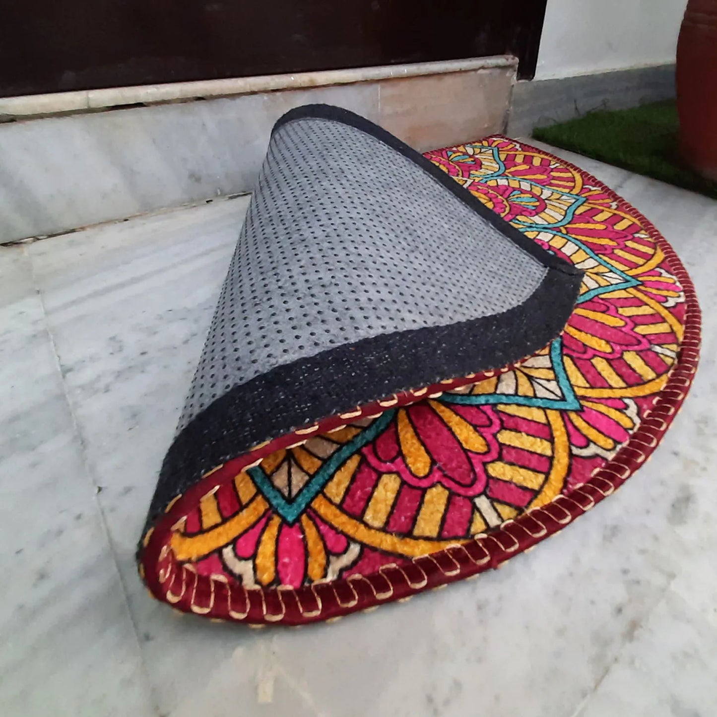 Avioni Home Floor Mats in Beautiful Rangoli Design – Anti Slip, Durable & Washable | Outdoor & Indoor