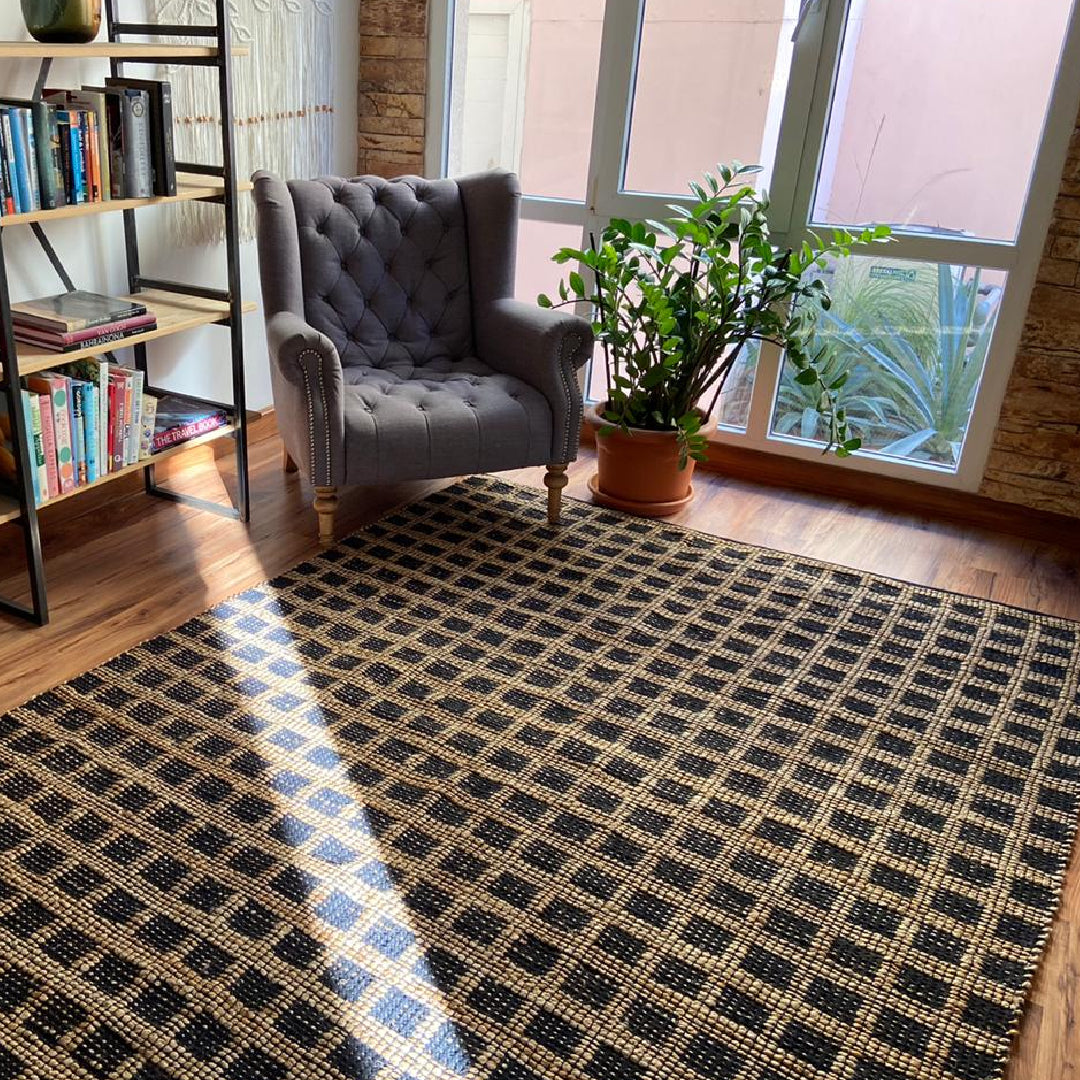 Avioni Home Eco Collection – Cotton & Jute Handwoven Square Pattern Carpet