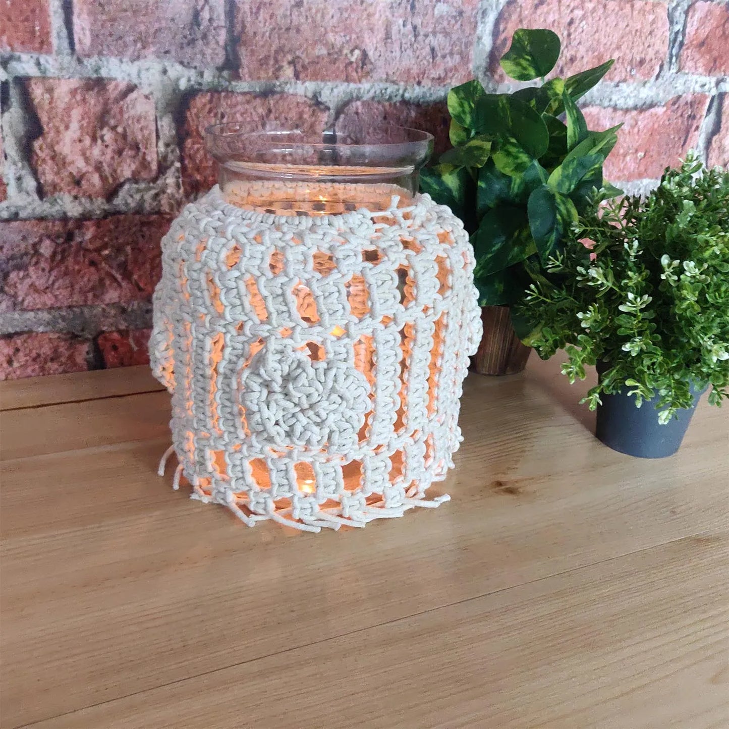Avioni Home Boho Collection – Large Glass Hurricane Jar With Hand-knitted Macramé Cover