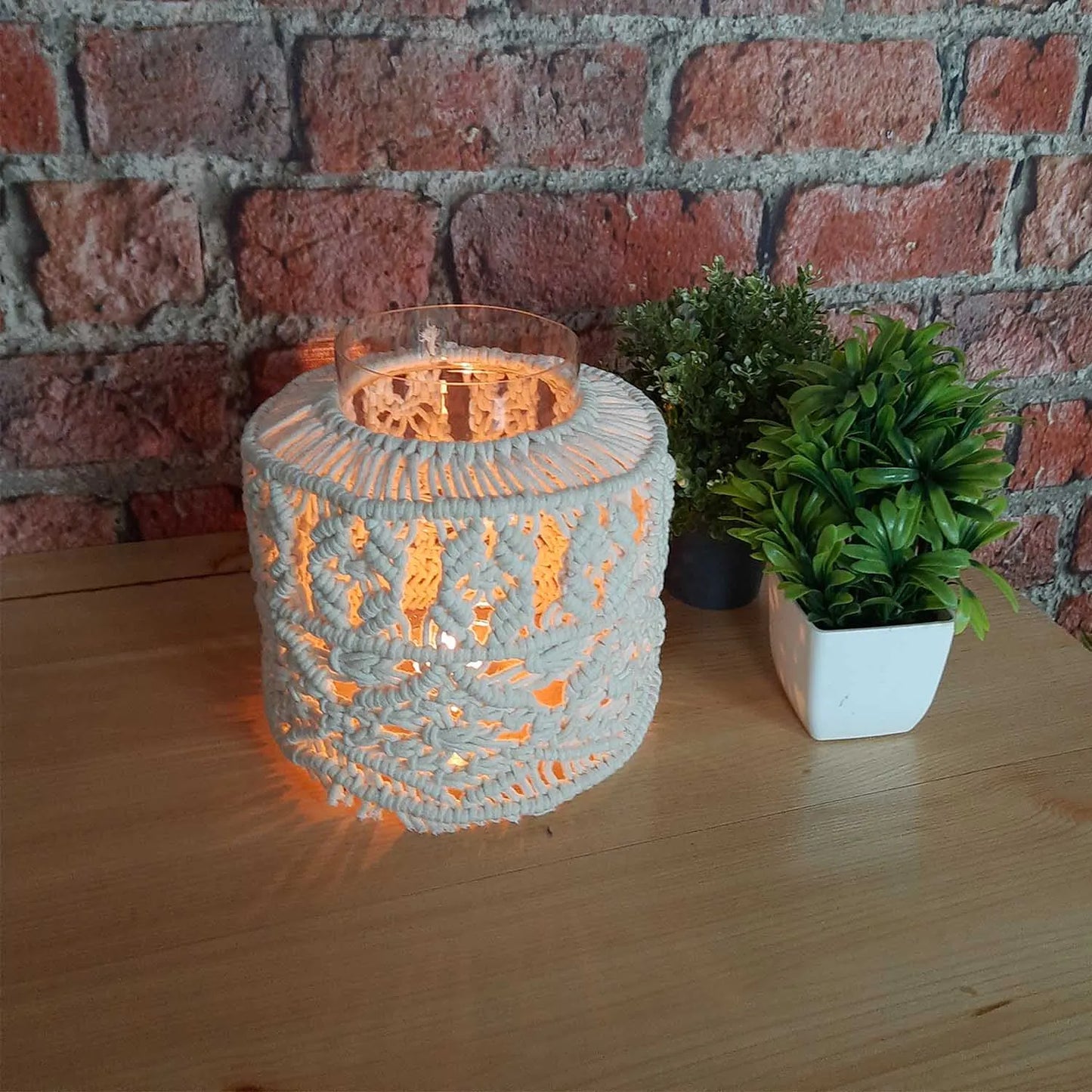 Avioni Home Boho Collection – Large Glass Hurricane Jar With Hand-knitted Macramé Cover