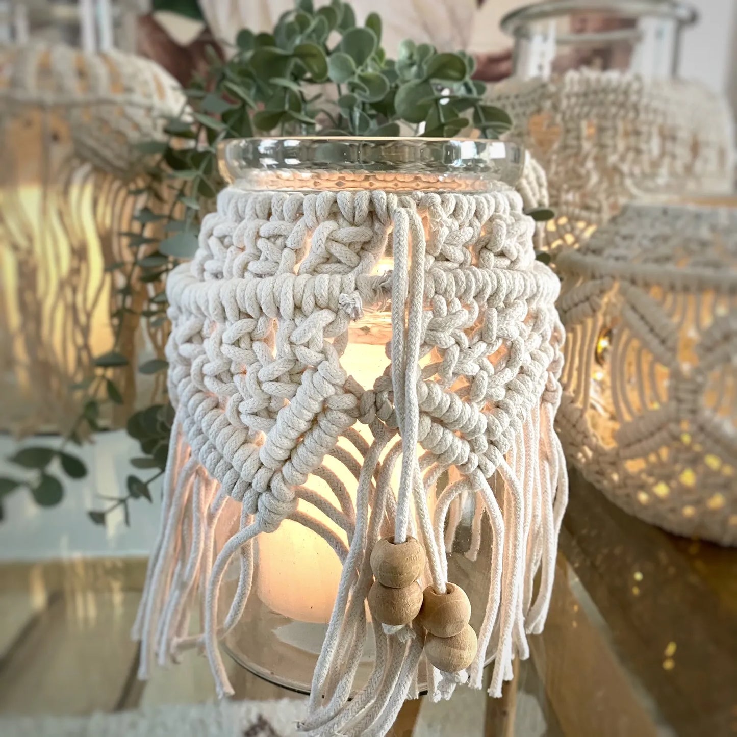 Avioni Home Boho Collection – Medium Glass Hurricane Jar With Hand-knitted Macramé Cover