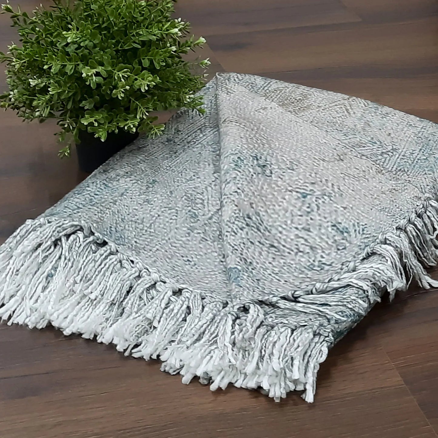 Avioni Home Beautiful Soft Sofa Throw | Modern Design | Virgin Premium Polyester Slub Handloom Sofa Throw