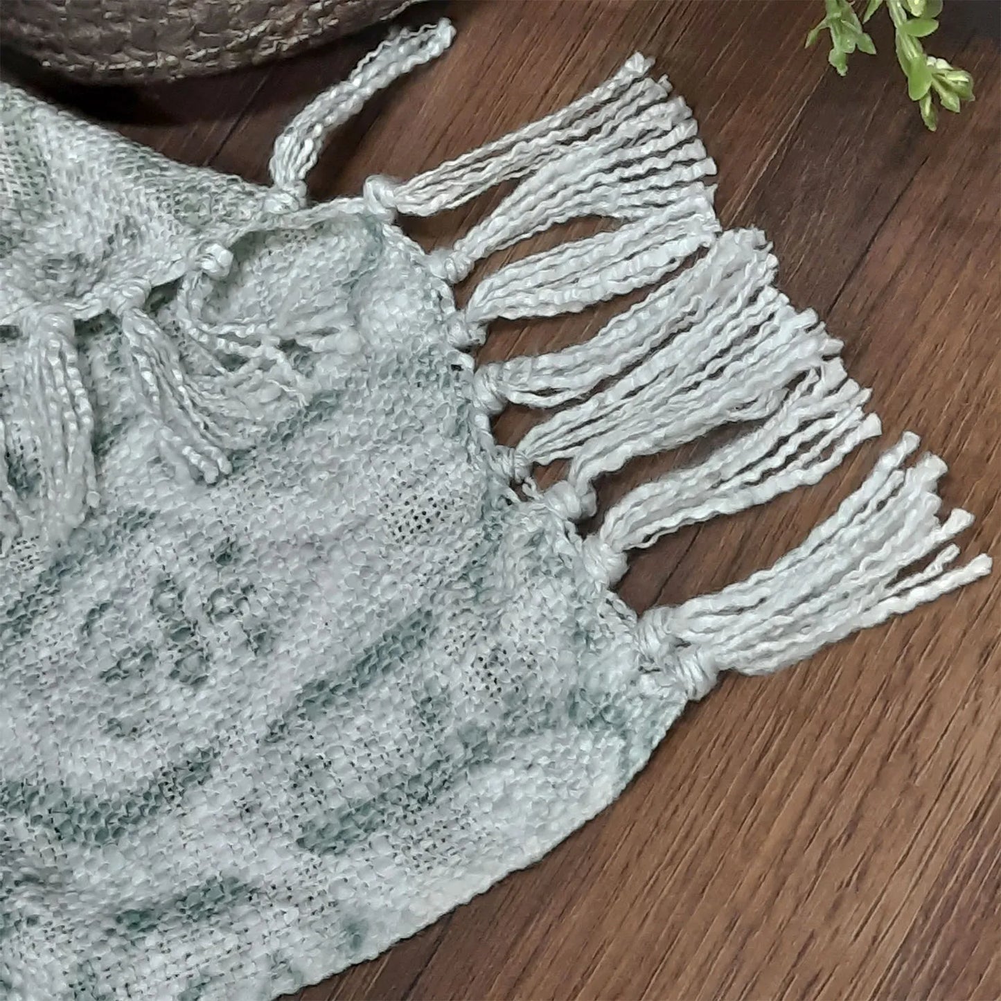 Avioni Home Beautiful Sofa Throw to Add Flair to Your Living Room: Green and Grey Double Design Virgin Premium Polyester Slub Soft Sofa Throw