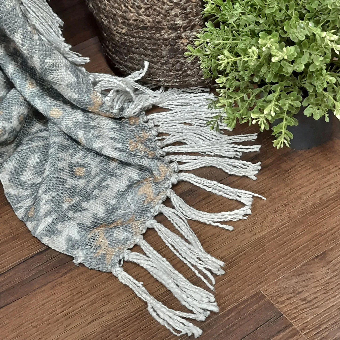 Avioni Home Beautiful Soft Sofa Throw | Boho Inspired Design Virgin Premium Polyester Slub Handloom Sofa Throw