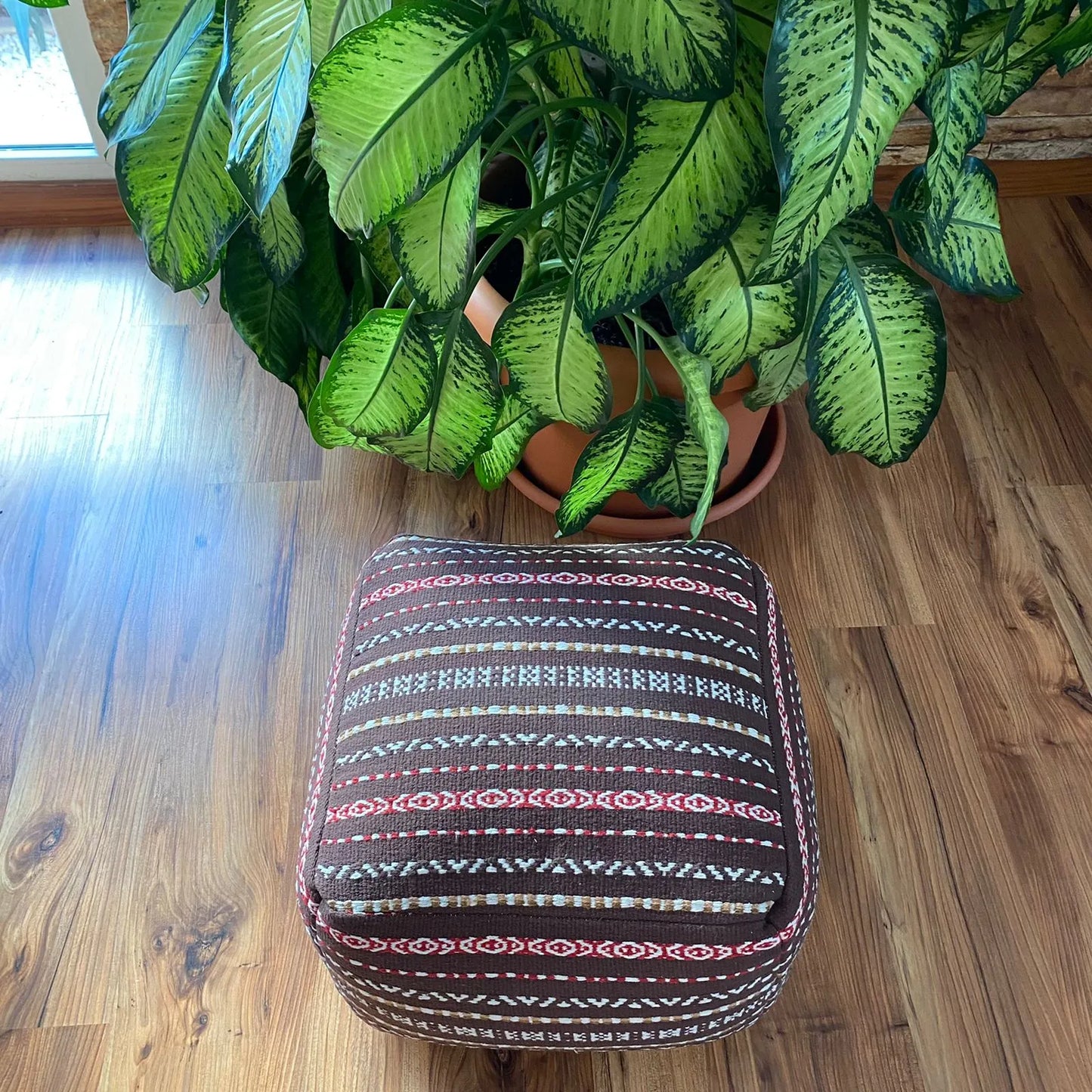 Avioni Home Boho Collection – Boho Pouf Dhurrie Covered – Browns and Reds