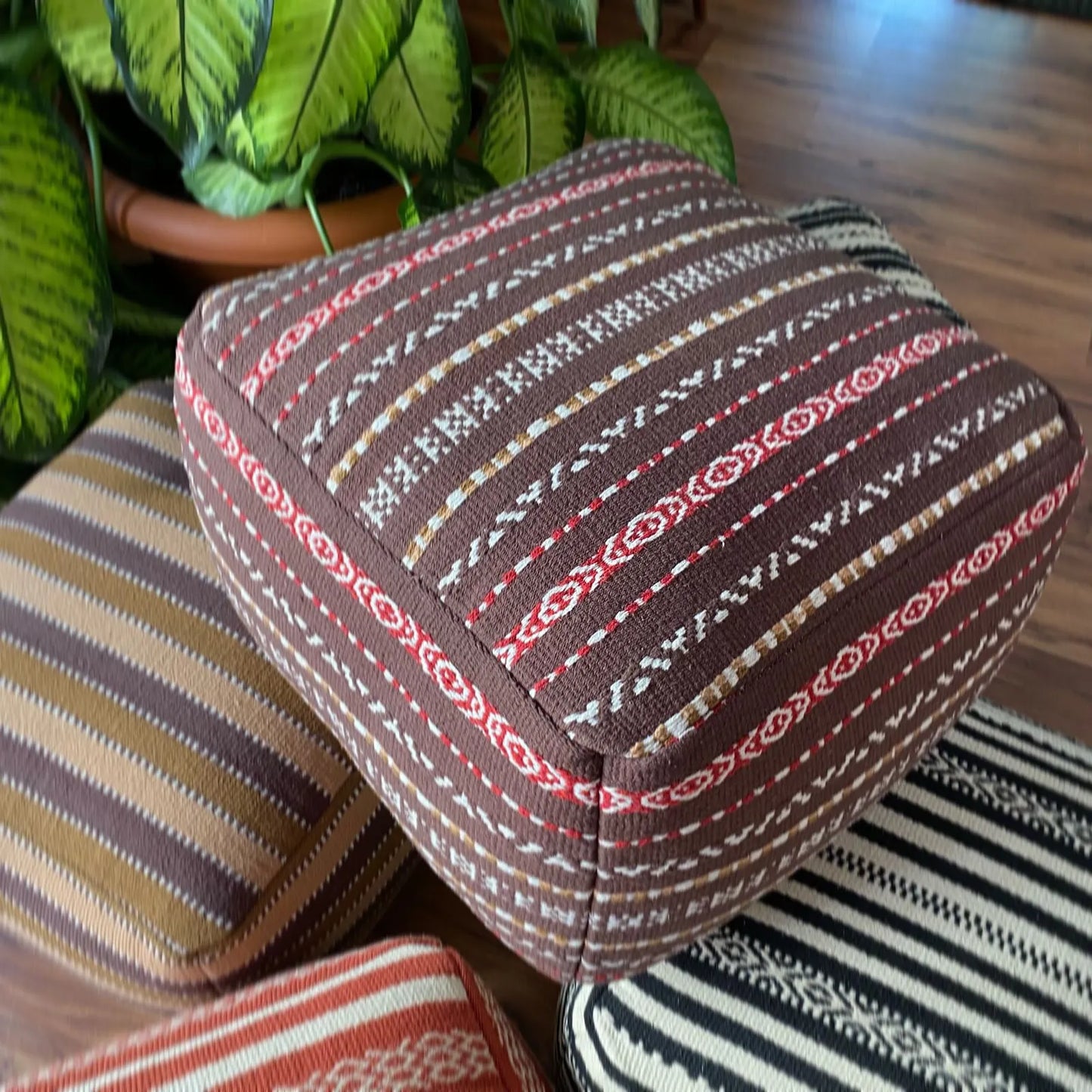 Avioni Home Boho Collection – Boho Pouf Dhurrie Covered – Browns and Reds