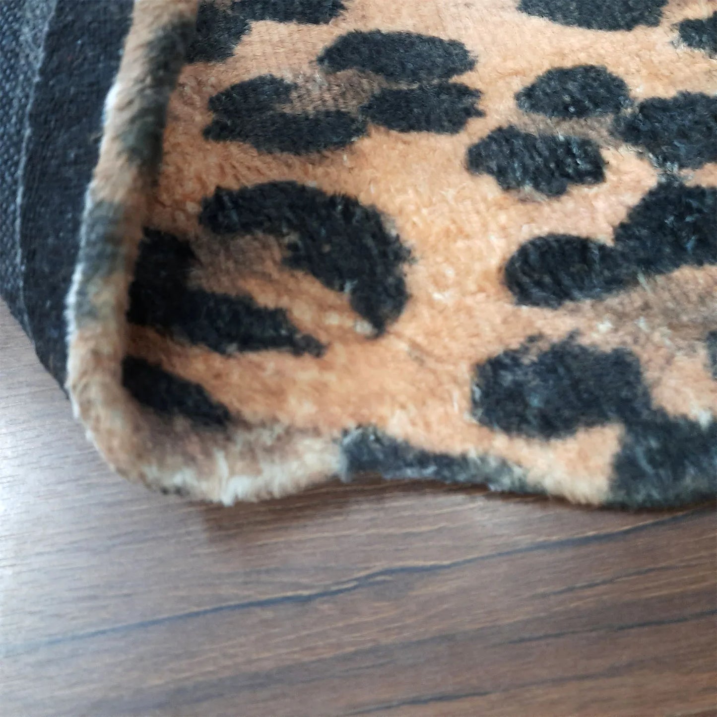 Avioni Home Faux Exotic Animal Area Rug | Leopard Print
