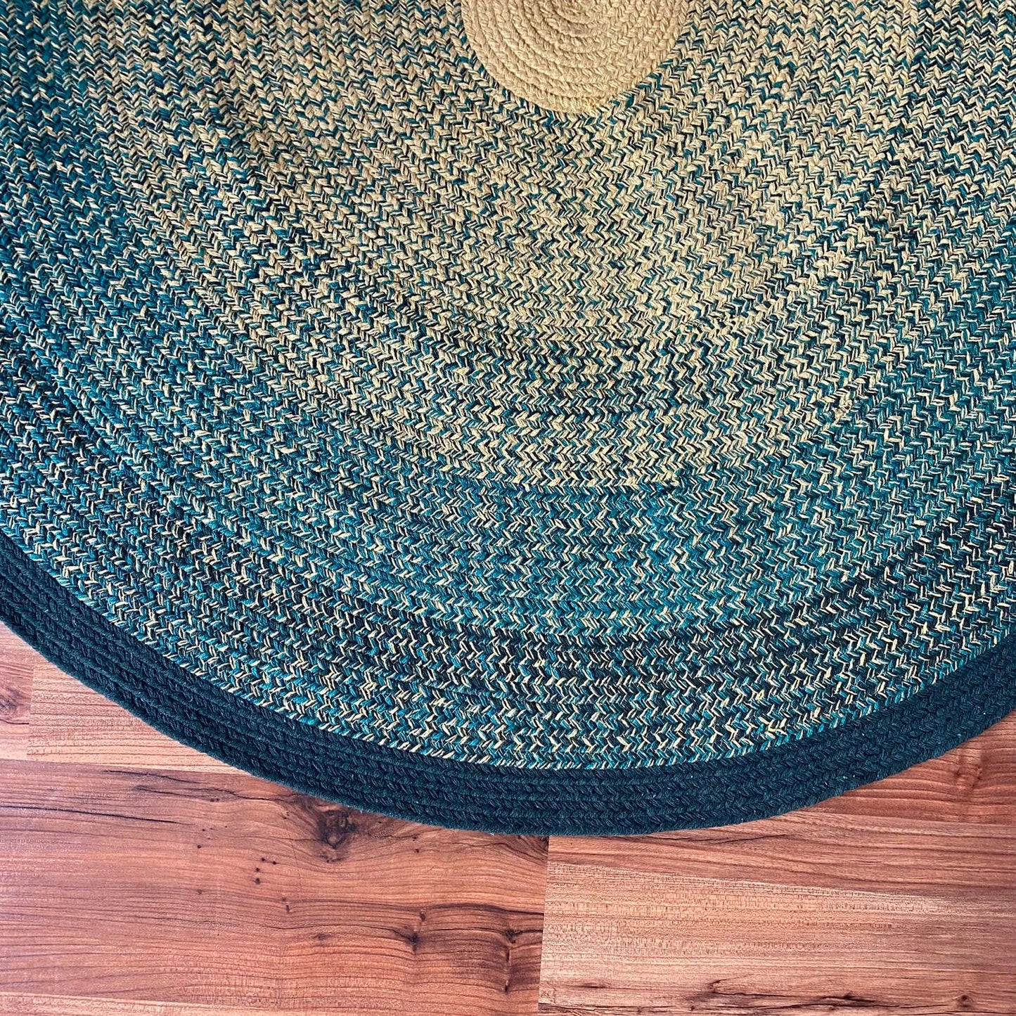 Avioni Home Cotton Carpet Collection – Hand Braided Cotton – Green Gradient Forest Rug – 140cm Round