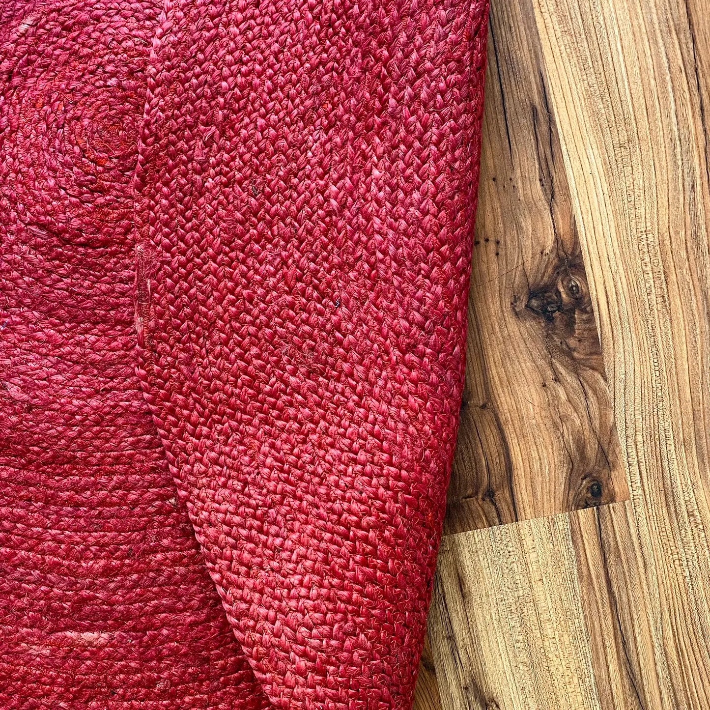 Avioni Home Eco Collection – Large Eco-friendly Handwoven Red Jute Rug