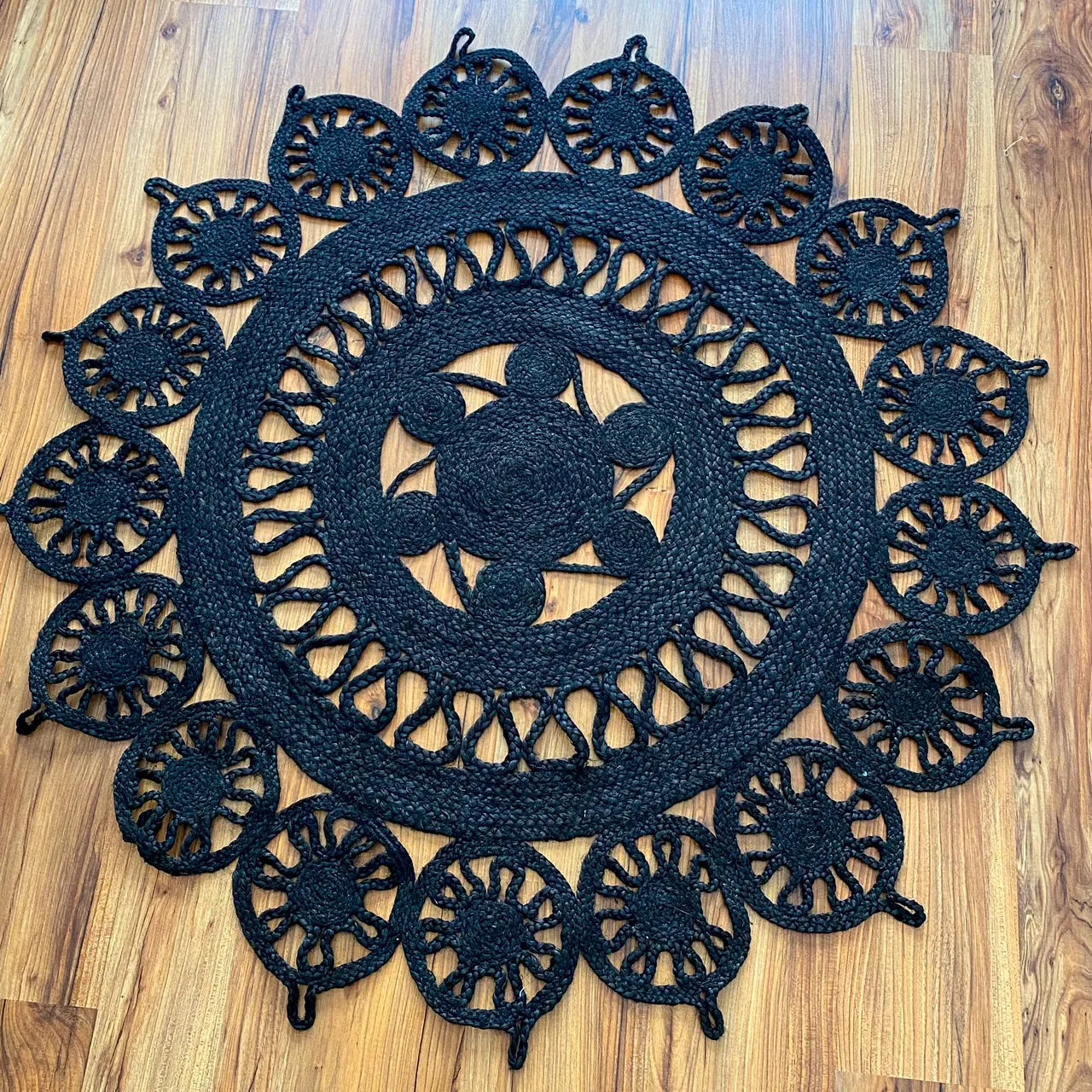 Avioni Home Contemporary Collection – Eco-friendly Black Dyed Natural Jute Handmade Braided Area Rug – Temple Design