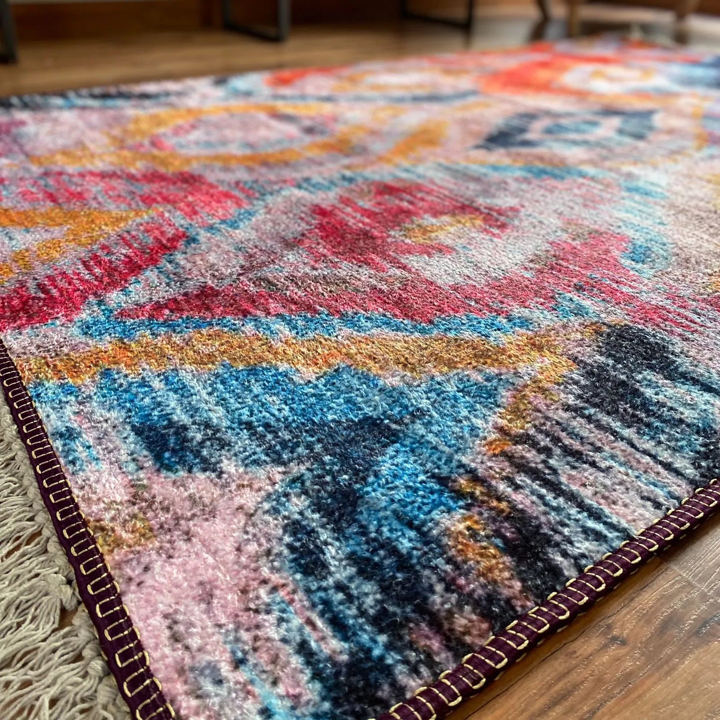 Avioni Home Washable Luxury Carpets – Rustic Modern Multicolor Design
