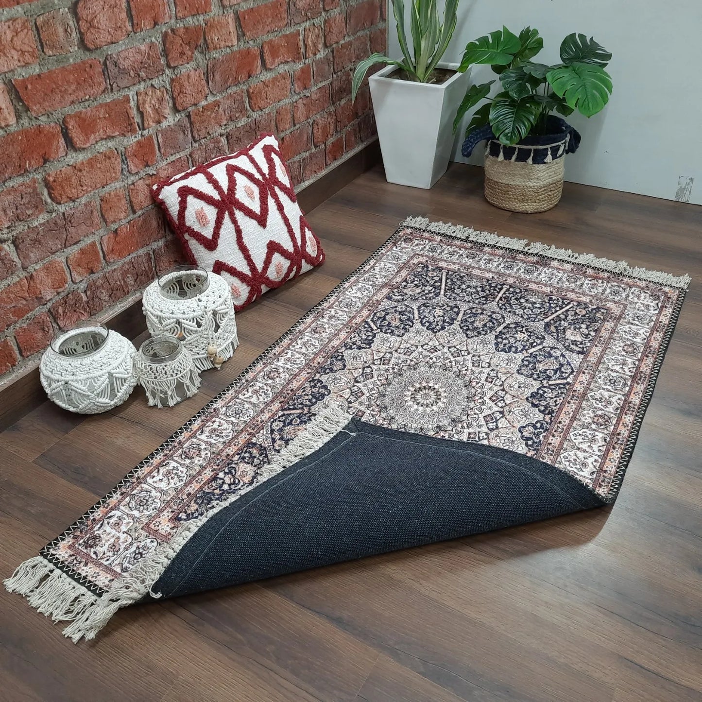 Avioni Home Washable Luxury Carpets – Ethnic Persian Traditional Design / Multiple Sizes