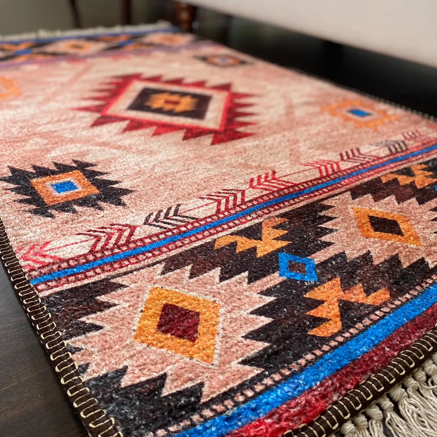 Avioni Home Faux Silk Carpet – Ethnic Collection – Premium Living Room Rug – Tribal Design