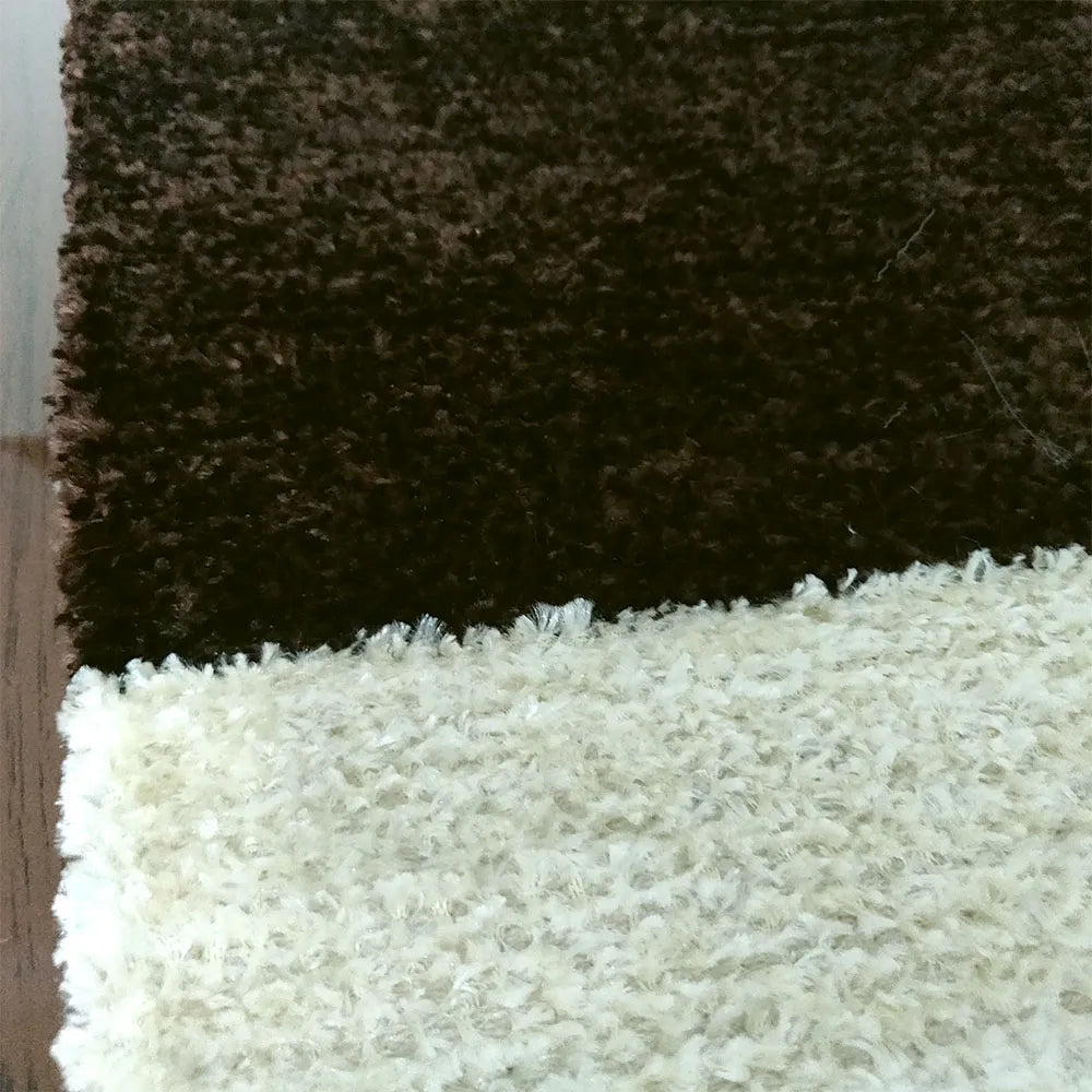 Avioni Home Neo Modern Collection – Luxury Faux Silk Home Carpet – Brown & White
