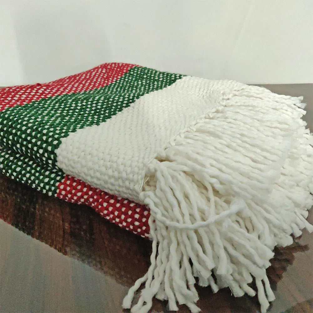 Avioni Home Noor Collection – Sofa Throw / Blanket – Super Soft Acrylic Handloom Weaved – Large Green and Red Stripes – Great for Christmas Time