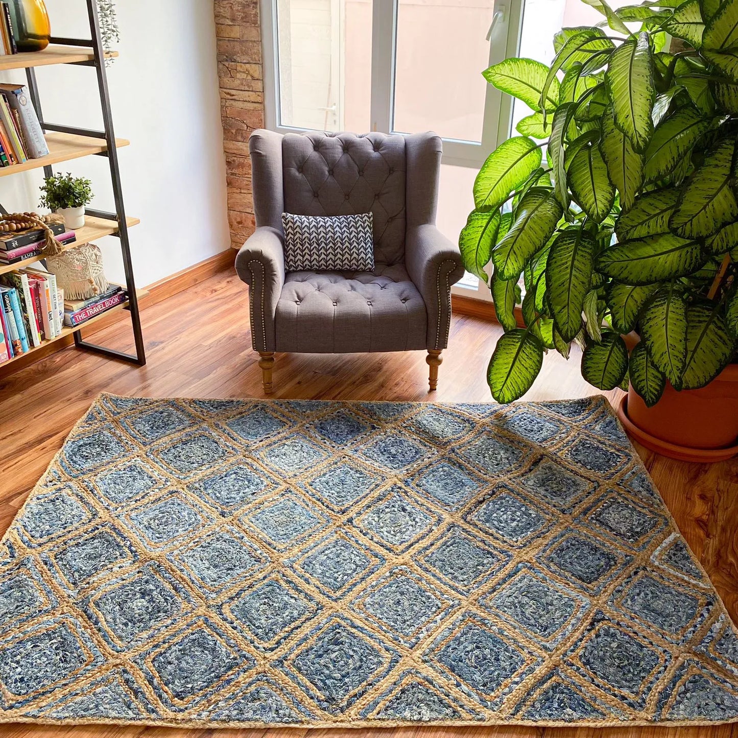 Avioni Home Eco Collection – Handmade Denim / Jeans & Jute Braided Rugs – Blue Diamond Denim Area Carpet
