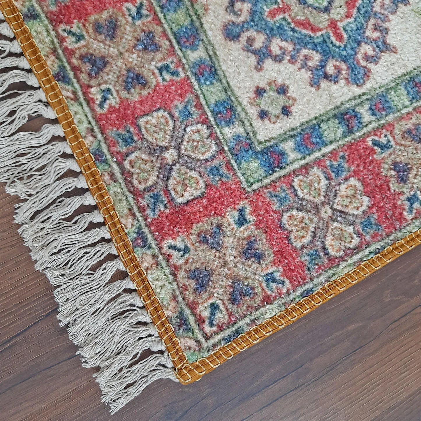 Avioni Home Faux Silk Carpet Beautiful Traditional Persian Design – Carpet for Living Room