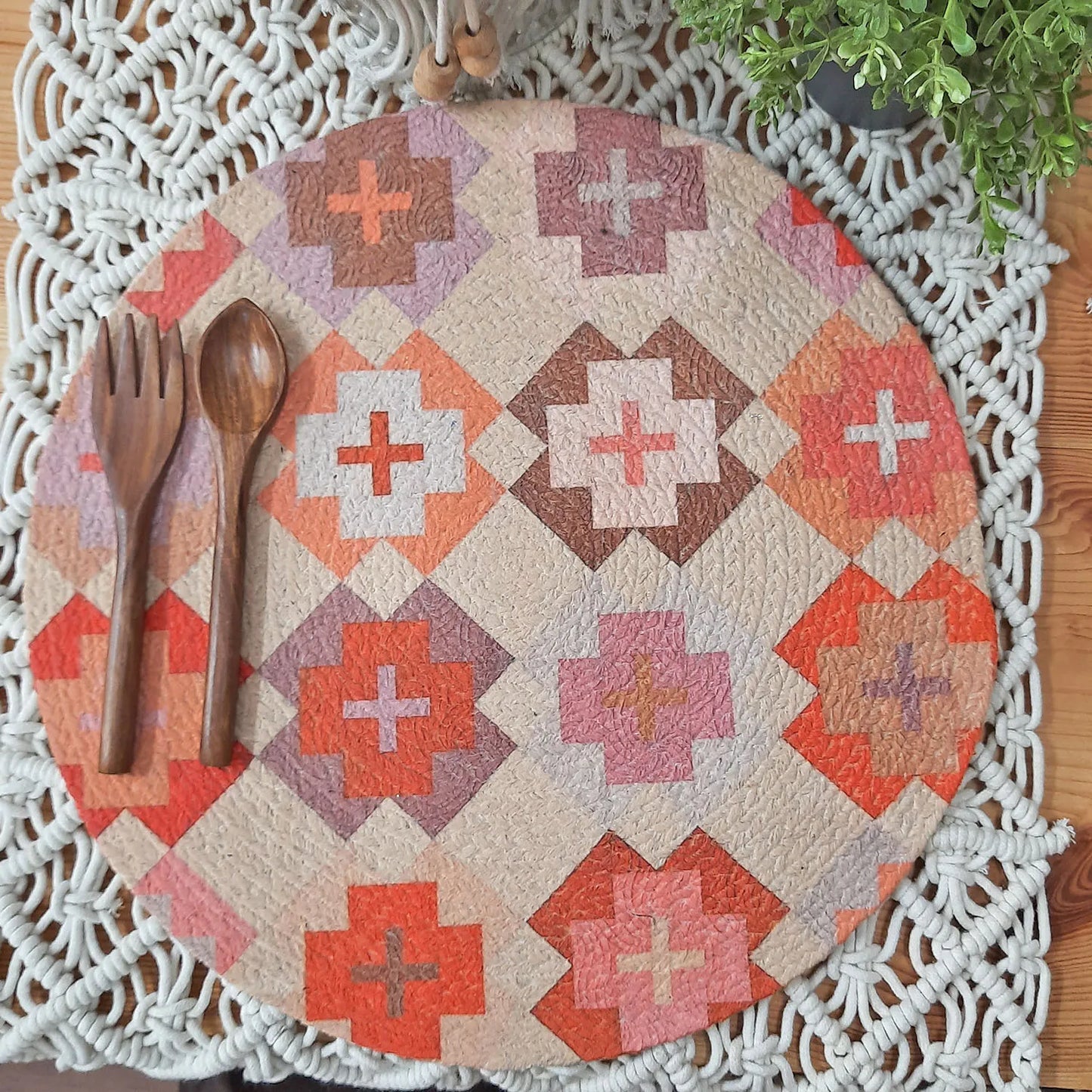 All Natural Round Cotton Braided Placemats – Geometrical Pluses