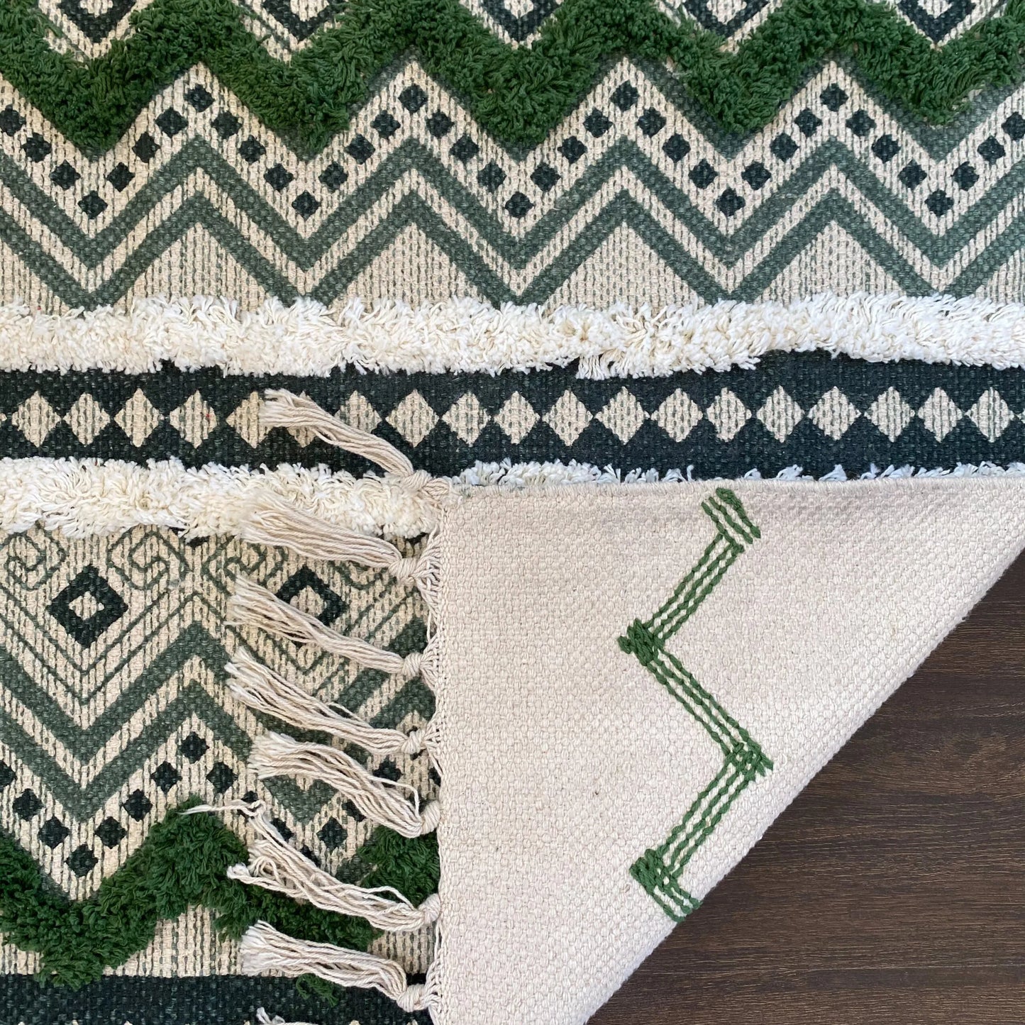 Avioni Home Boho Collection – Cotton Printed & Tufted Dhurrie / Rug – Green