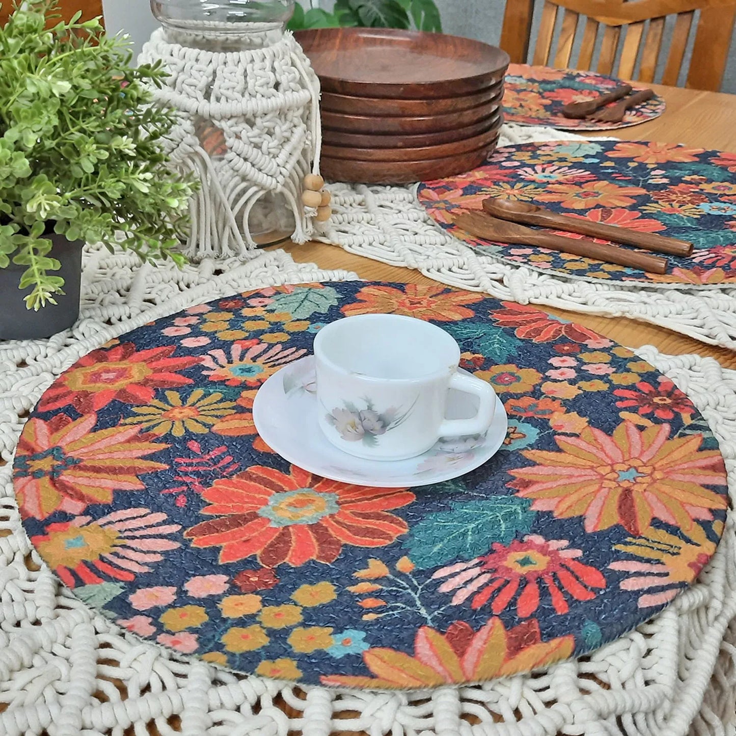 All Natural Round Cotton Braided Placemats – Wild Flowers