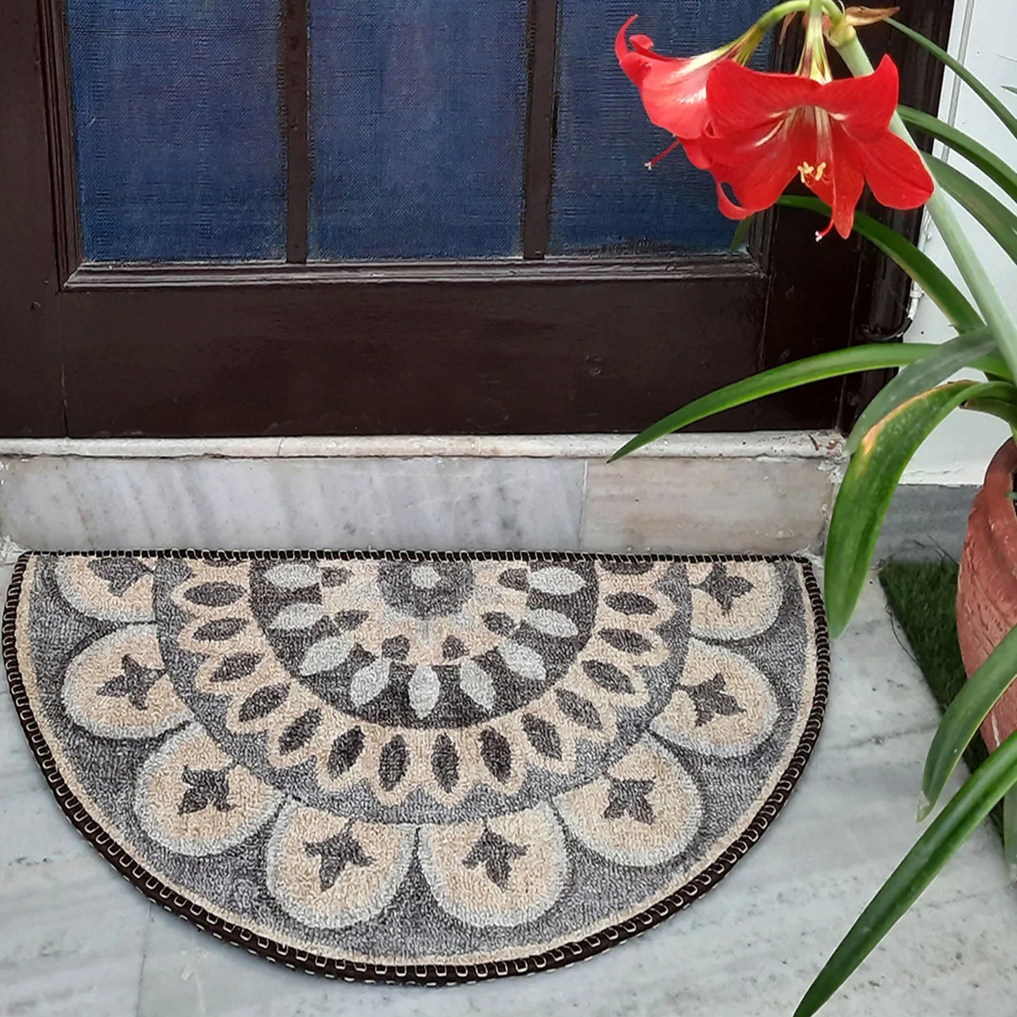 Avioni Home Floor Mats in Beautiful Rangoli Modern Semi Round Design – Anti Slip, Durable & Washable | Outdoor & Indoor