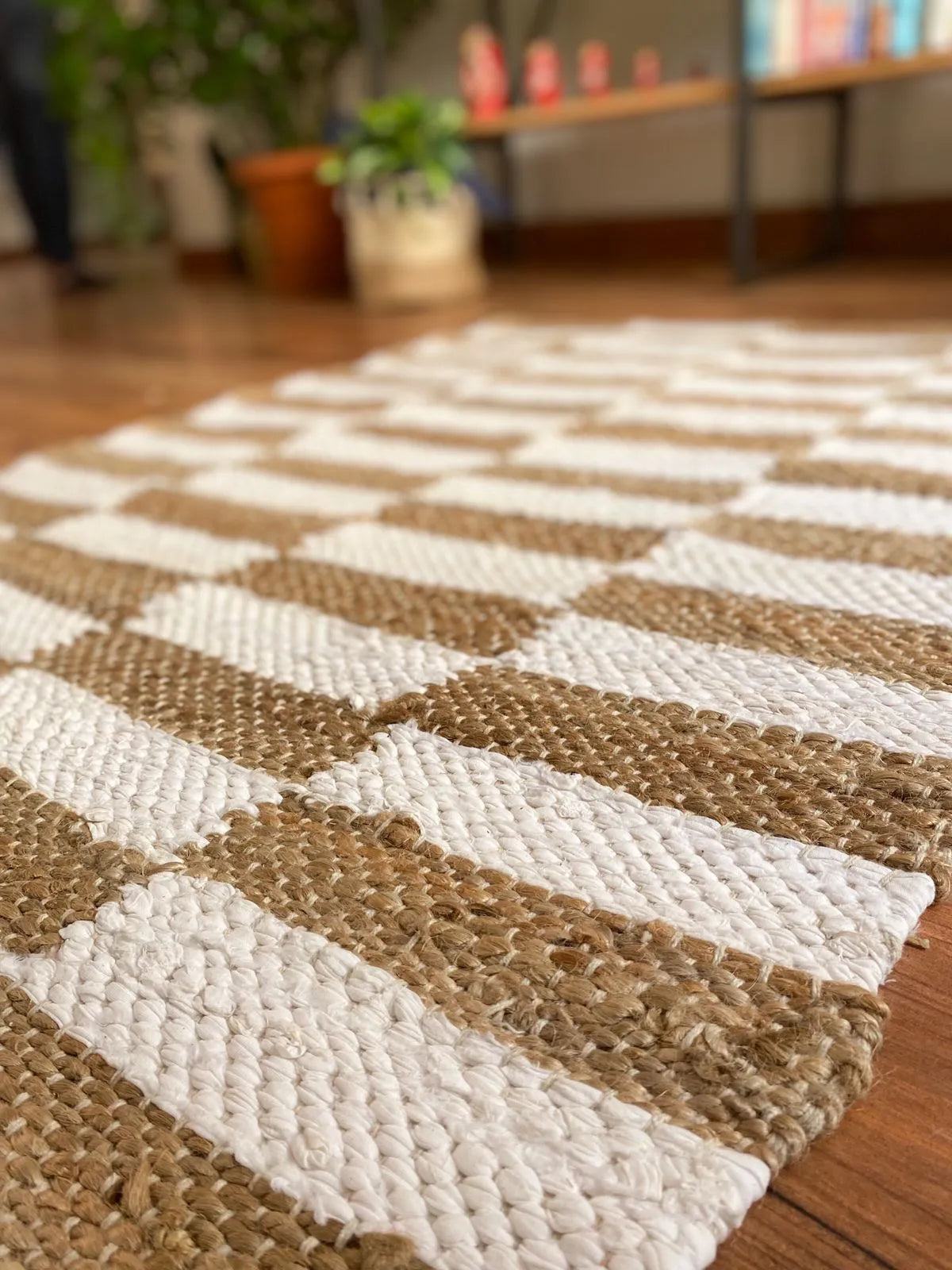 Avioni Home Eco Collection – Woven Jute And Cotton Carpet