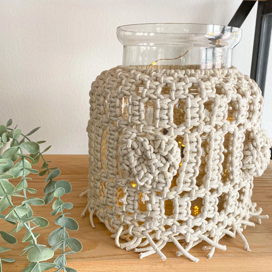 Avioni Home Boho Collection – Large Glass Hurricane Jar With Hand-knitted Macramé Cover