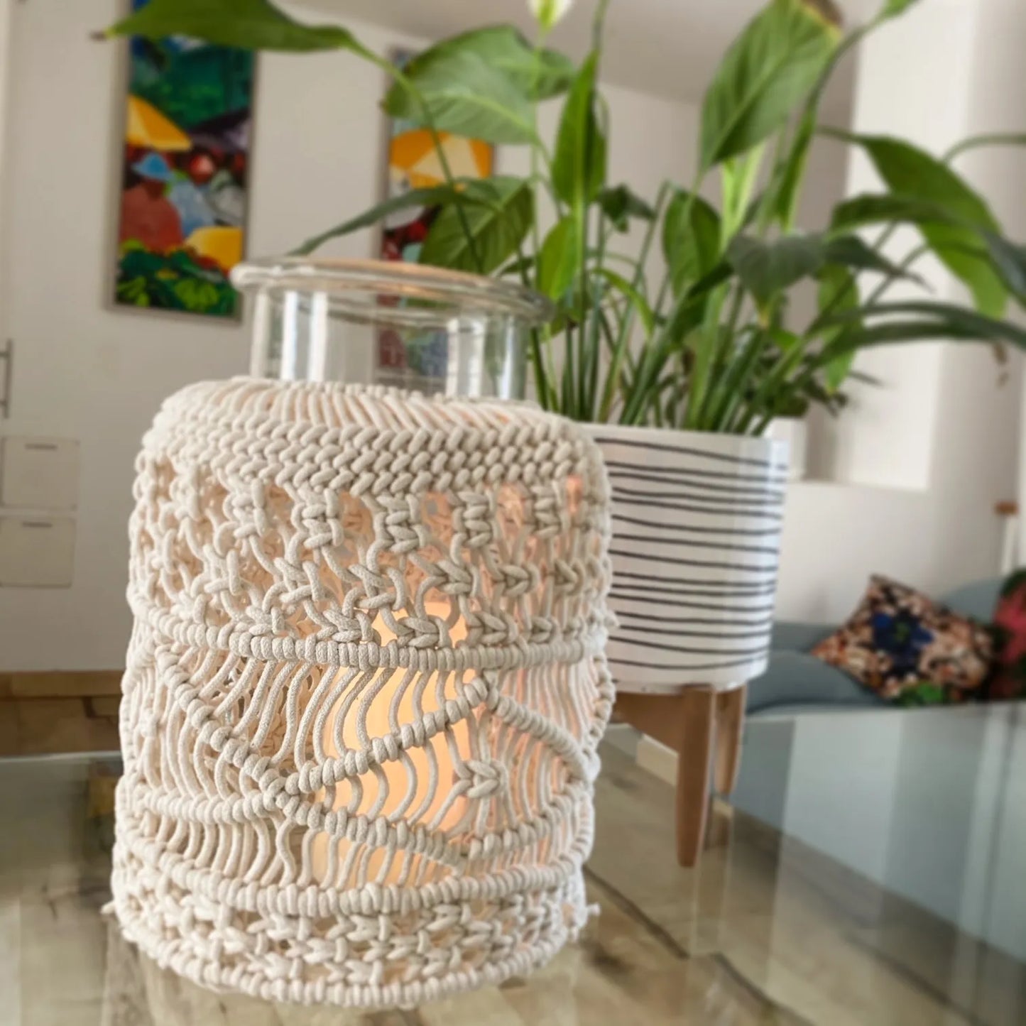 Avioni Home Boho Collection – Extra-large Glass Hurricane Jar With Hand-knitted Macramé Cover