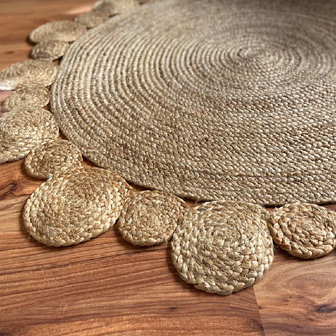 Avioni Home Eco Collection – Handwoven Braided Jute Round Carpet with Small Circle Borders