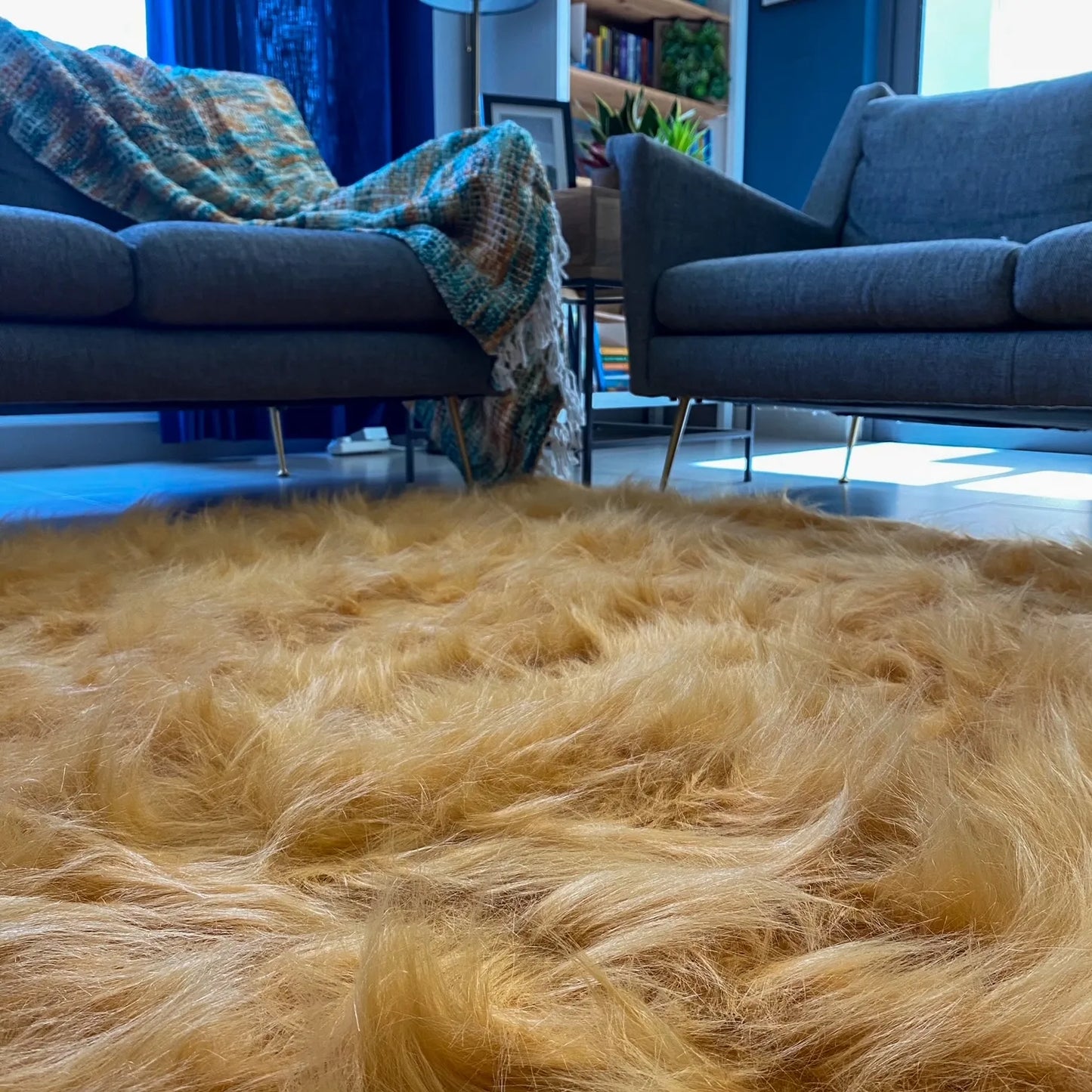 Avioni Home Premium Long Fur Rug – Soft, Shaggy & Fluffy Carpet – Golden Brown