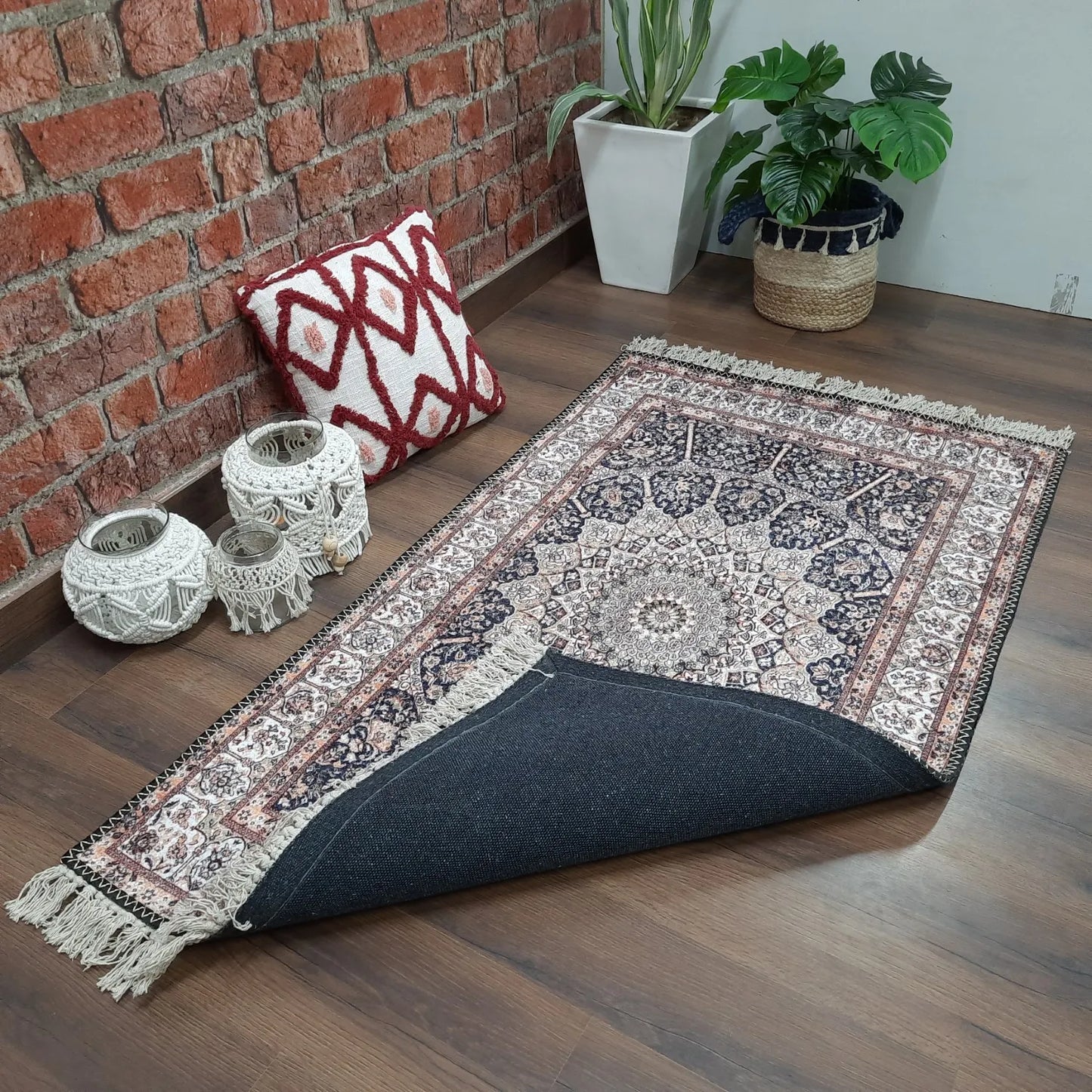 Avioni Home Washable Luxury Carpets – Ethnic Persian Traditional Design / Multiple Sizes