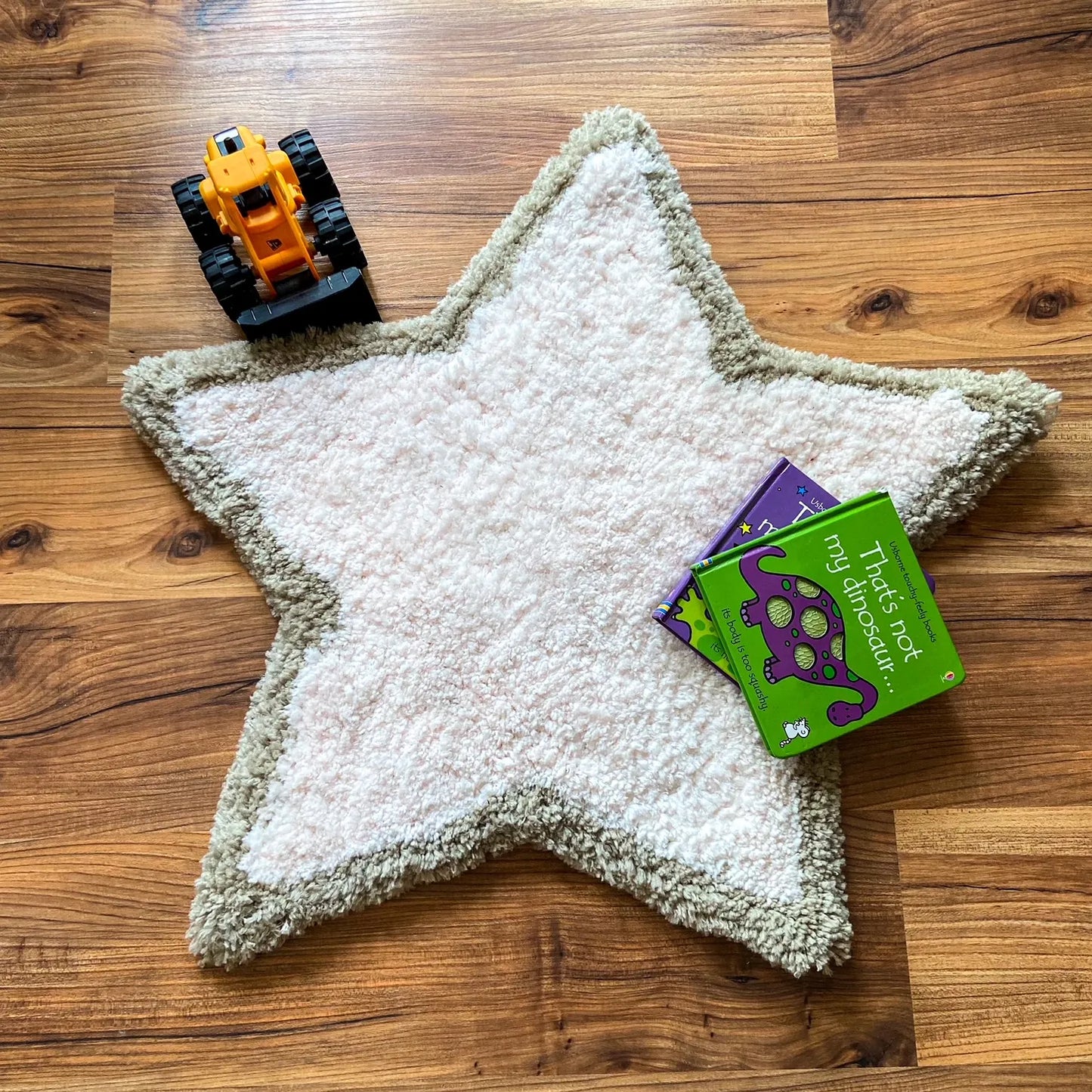 Avioni Home Kids Carpet Collection – Shaggy Star