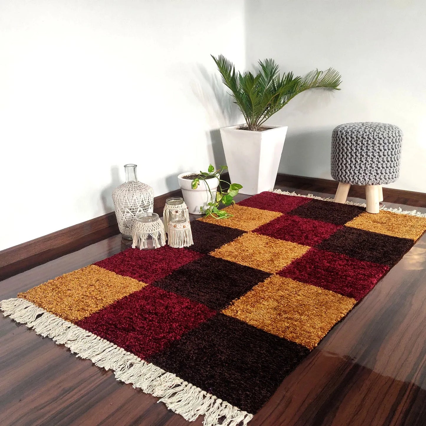 Avioni Carpets for Living Room/Pooja Room – Neo Modern Collection Red-Coffee Box Carpet/Rug – 90cm x 150cm (~3×5 Feet)