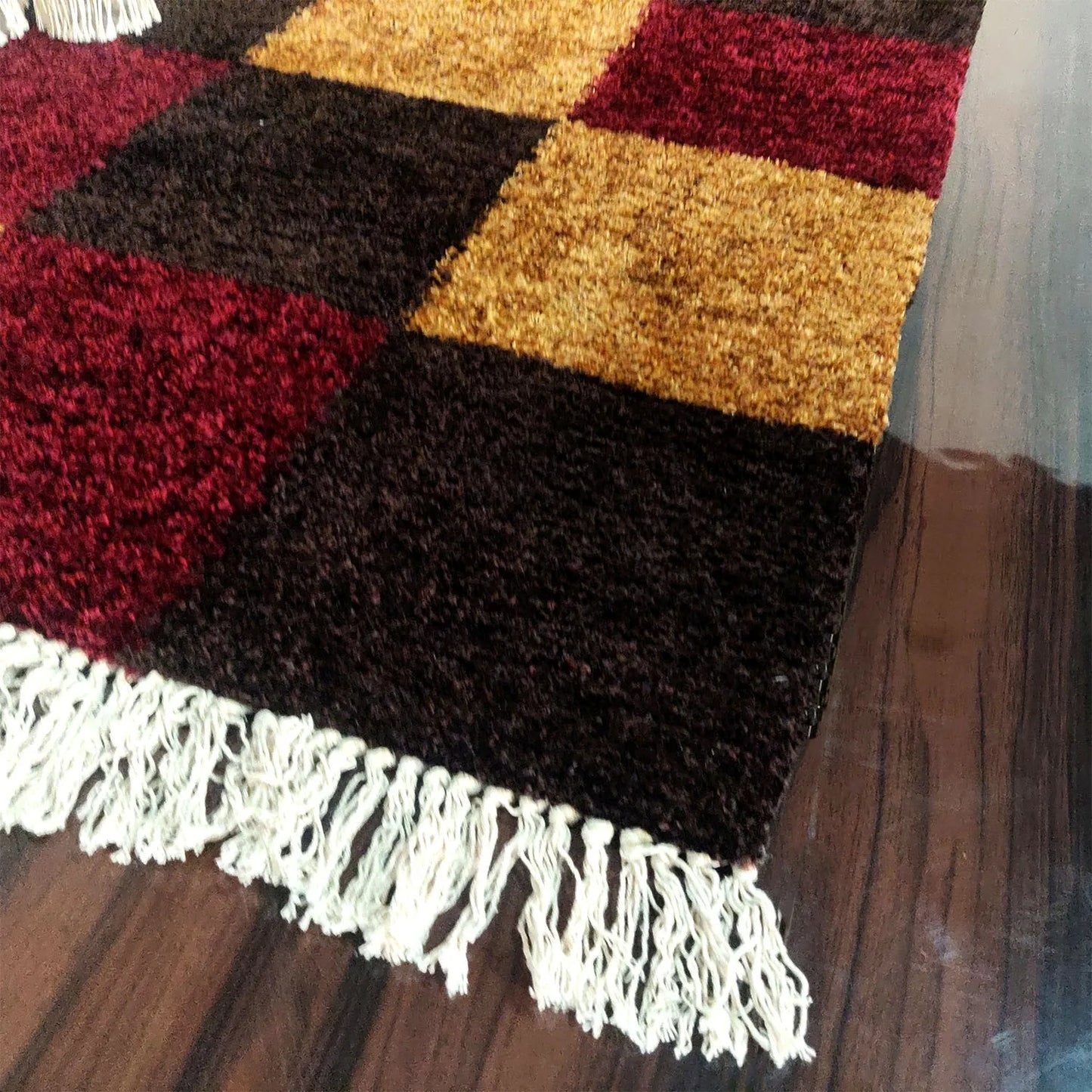 Avioni Carpets for Living Room/Pooja Room – Neo Modern Collection Red-Coffee Box Carpet/Rug – 90cm x 150cm (~3×5 Feet)