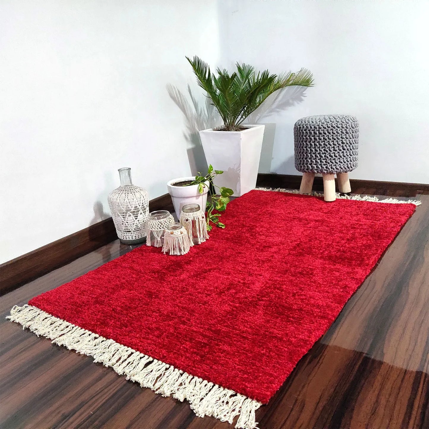 Avioni Carpets for Living Room/Pooja Room – Neo Modern Collection Red Carpet/Rug – 90cm x 150cm (~3×5 Feet)