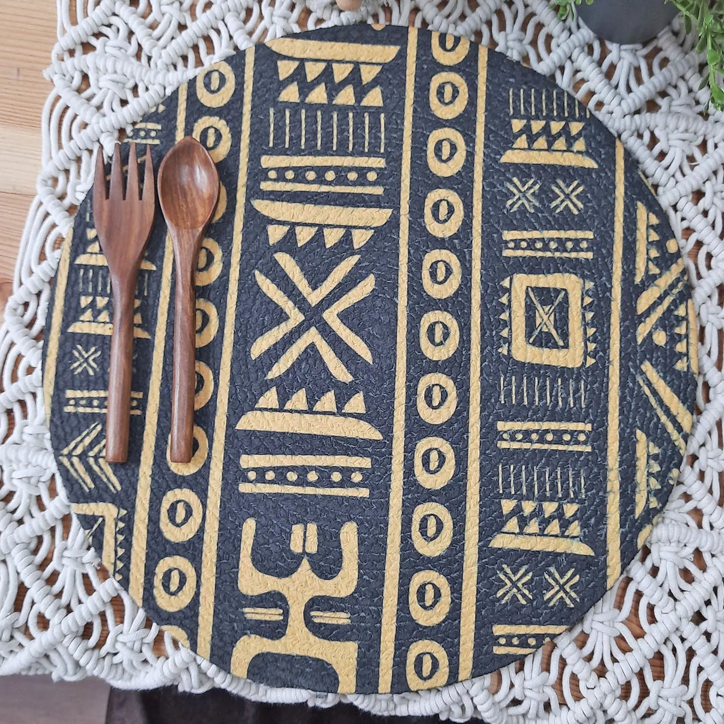 All Natural Round Cotton Braided Placemats – African Tribal